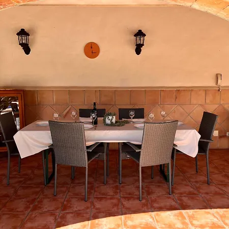 Villa Con Piscina Y Barbacoa En